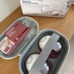 Momcozy M6 double breast pump