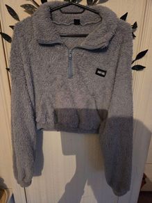 womans cozy crop top jumper