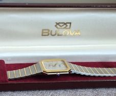 Vintage 1984 Bulova P4 Super Seville Quartz 7-284071