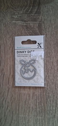 Assorted Cutting Dies