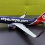 Sky Europe 1:200 scale model airplane, Boeing 737-700 aircraft, VERY RARE Image 4