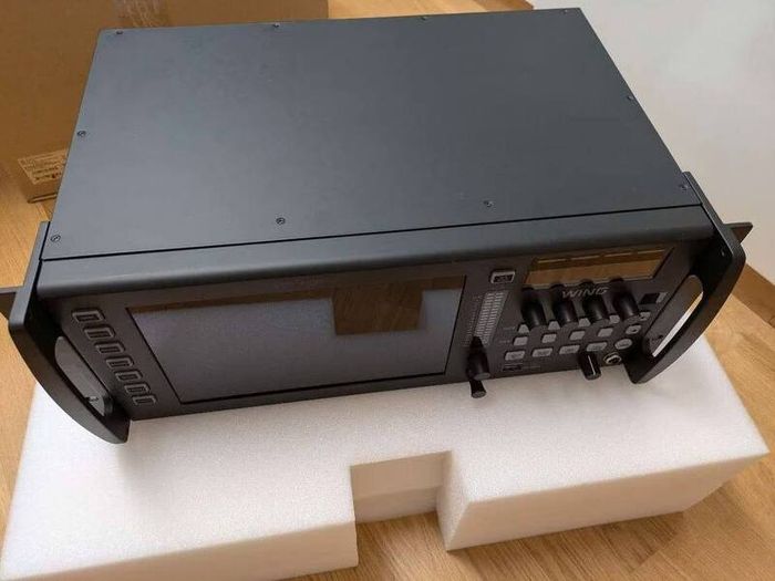 Behringer Wing Rack