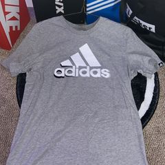 Adidas Essentials Big Logo T-Shirt Medium Grey Design