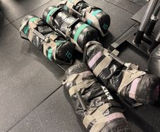 Bolt 10kg and 20kg sandbags
