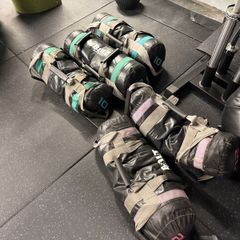 Bolt 10kg and 20kg sandbags