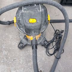 Titan Wet/Dry Vac 1400W