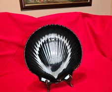 Arcoroc France Coquillage Black Amethyst Glass Serving Plate Scallop Sea Shell