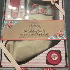 Body Collection England Vintage Advent Calendar - 24 Toiletry Treats