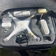 DJI Phantom 3 Pro plus accessories