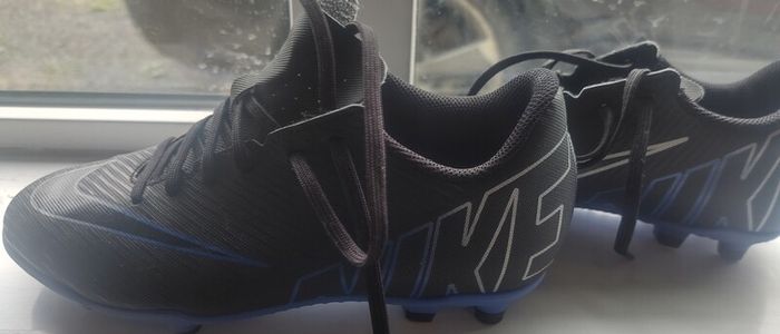 Nike Mercurial Vapor 15 Club FG Junior size uk 4