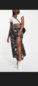 Asos design floral polka dot skirt with buttons and pockets