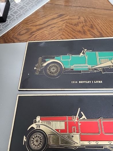 Car plaques