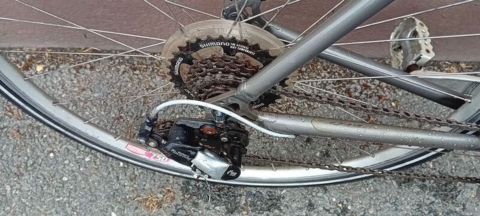 Giant Hybrid Bicycle