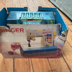 Singer sewing machine for children