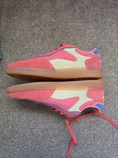 Hoffs Coral Park size 42 trainers