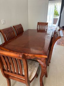 Gorgeous 7-Piece Solid Wood Dining Set.