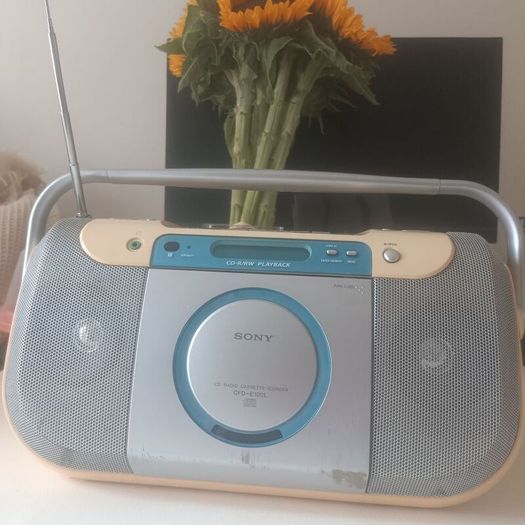Sony CFD - E100L Retro Boombox