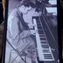 Vintage framed 1980s Jigsaws of two Legends James Dean and Elvis Presley  in very good condition made and framed great! Image 5
