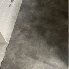 Vinyl flooring