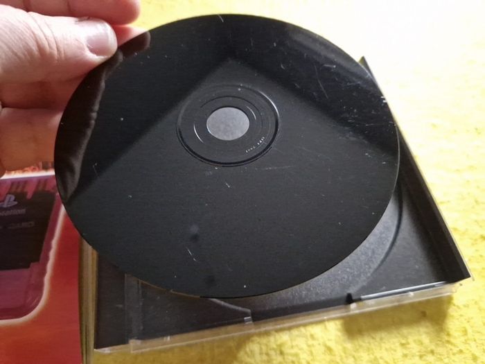 This is football PlayStation1 Ps1 PlayStation2 Ps2 Games Original