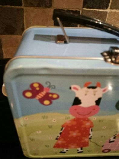 Beautiful Tin Box, with matching plate and cup included