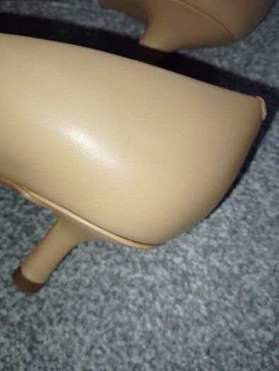 New.Clarks women high heel shoes.size UK7