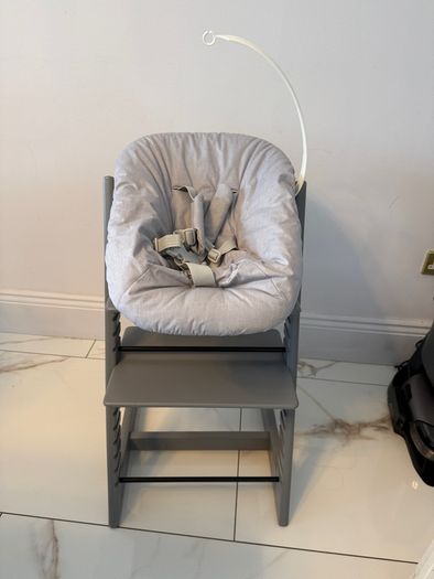 Tripp Trapp Newborn set with toy hanger