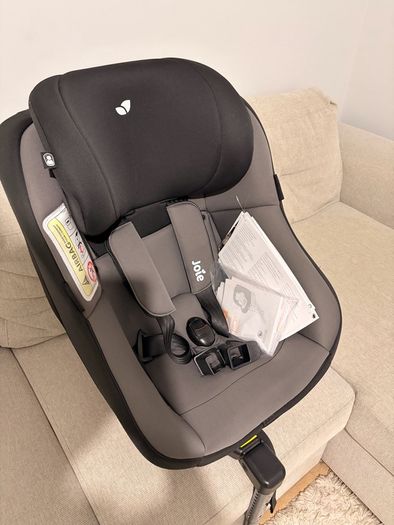 Joie 360 spin Car seat