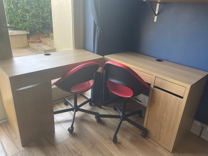 Desk