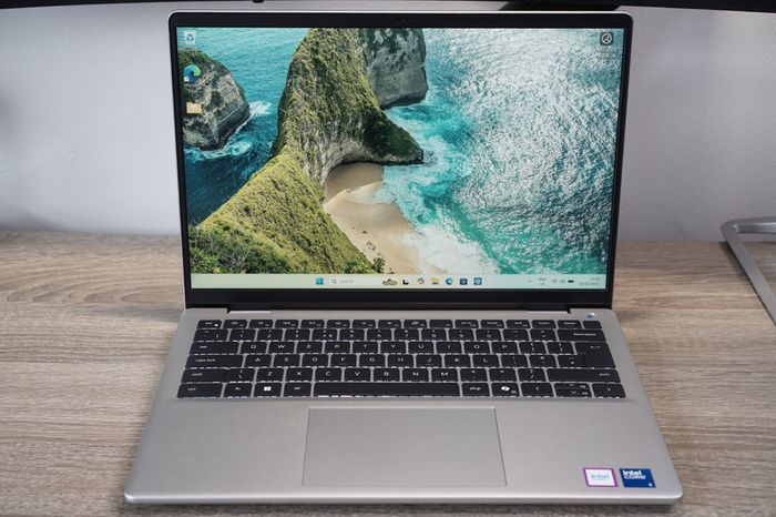 Dell 14 DC14250 | Intel Core 5 120U | 16GB | 512GB