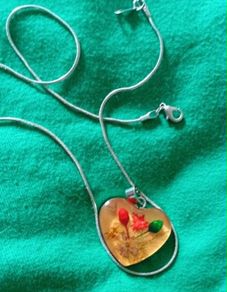 Vintage flower heart necklace