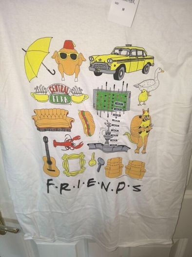 Friends t shirt size