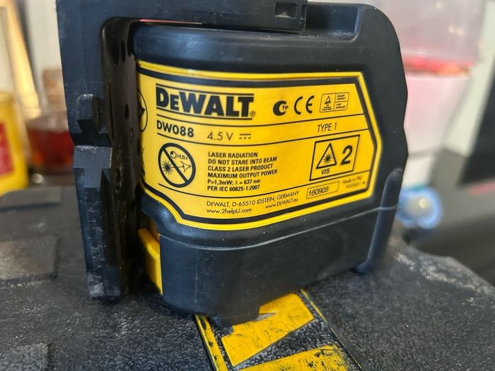 DeWalt laser