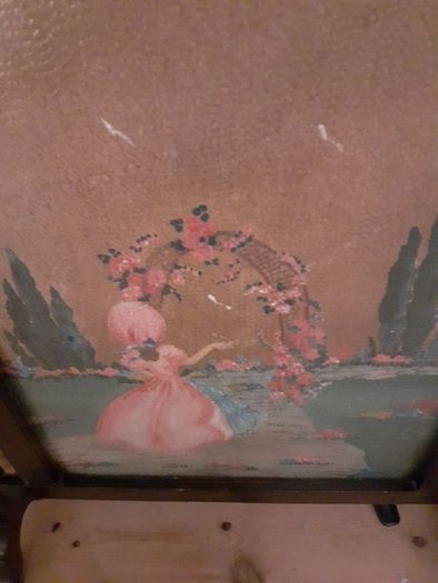 Antique fire guard.