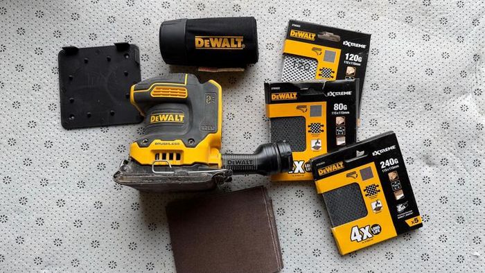 DeWalt 18V Orbital Sander