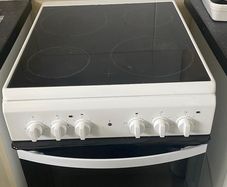 Indesit Electric Cooker and Oven