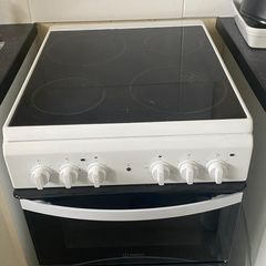Indesit Electric Cooker and Oven