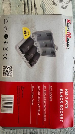 Impact socket set
