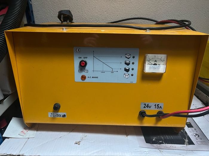 24 volt charger