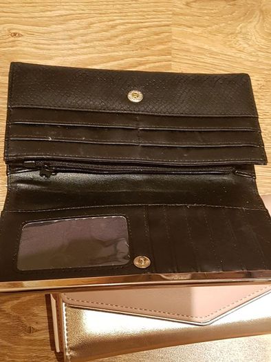 3 Purses