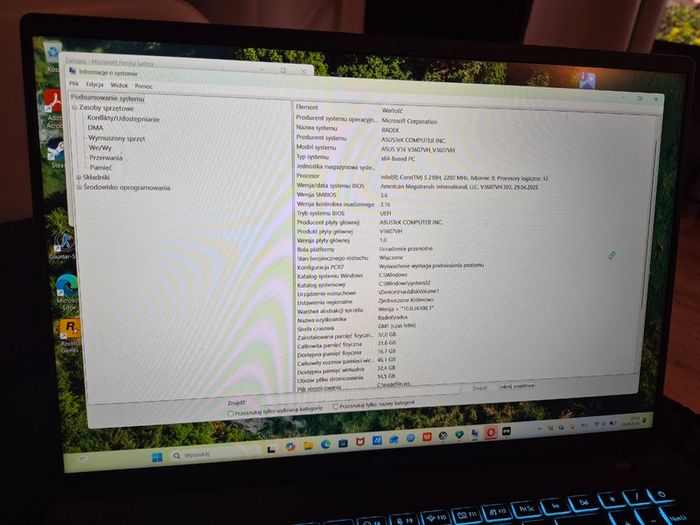 ASUS V16, gaming laptop.