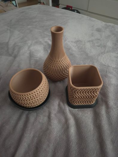 Modern decorative planter & vase set