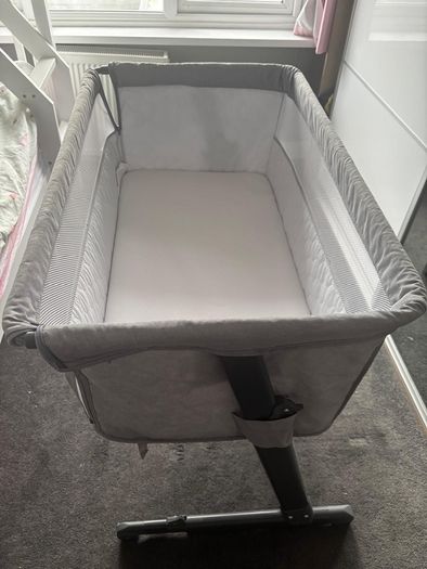 Nested cozi sleeper bedside crib