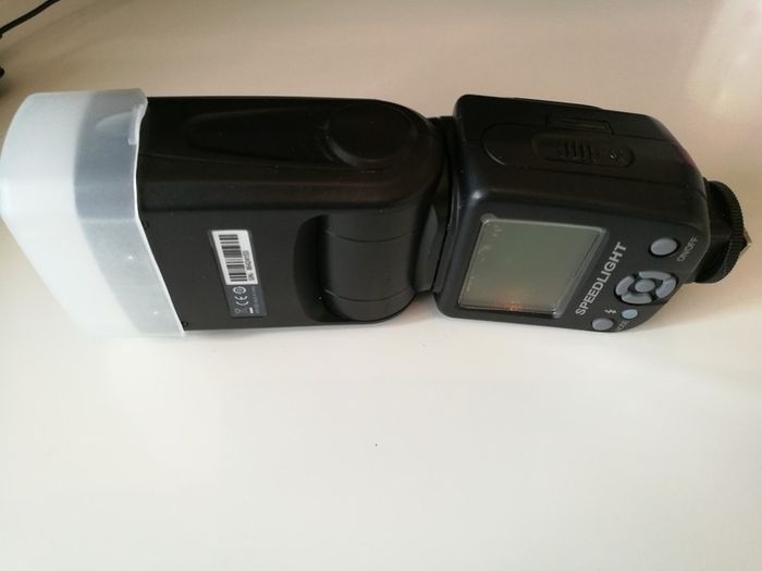 Nikon D3300 + 4 lens + light and flash+ tripods+backpac+ remuter