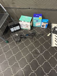 Two wifi cameras, wifi extender and air compressor 12v