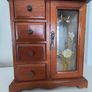 Jewellery box..Wooden Vintage Image 3