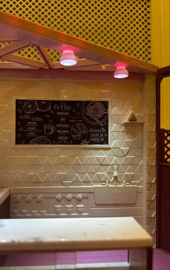 Dolls cafe