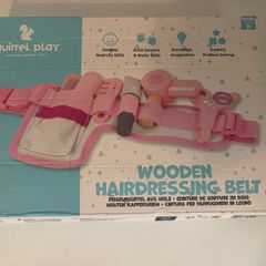 Wooden hair dressing set