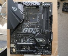 ASUS ROG Strix B450-F AM4 atx motherboard