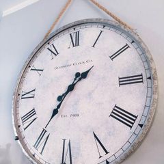Wall clock. Large Vintage Style Wall Clock, 69 cm. Excellent Condition.